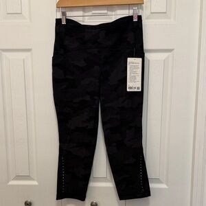 Lululemon Swift Speed HR Crop 21” with side pockets